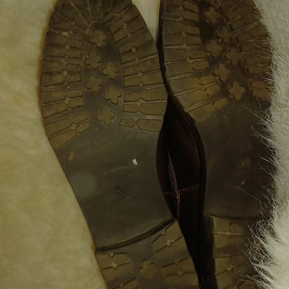 Talbots Chelsea boots. - Picture 5 of 6